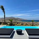 Black And White - Mykonos *