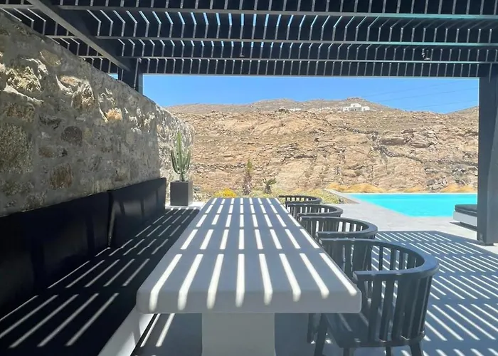 빌라 Black And White - Mykonos 프텔리아