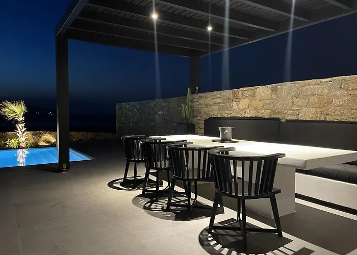 Black And White - Mykonos 빌라 프텔리아